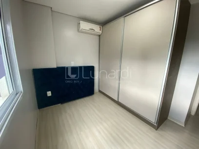 Foto Apartamento com 3 Dormitórios