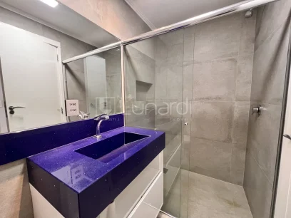 Foto Apartamento com 2 Dormitórios