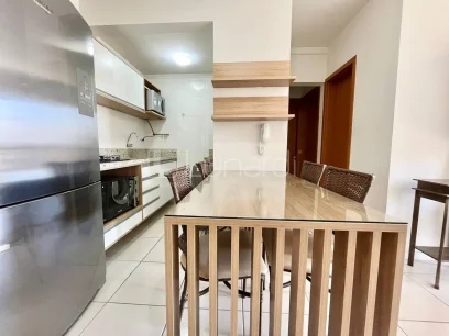 Foto Apartamento com 2 Dormitórios