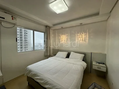 Foto Apartamento com 3 Dormitórios