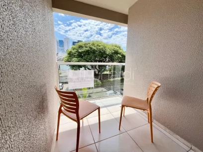 Foto Apartamento com 2 Dormitórios