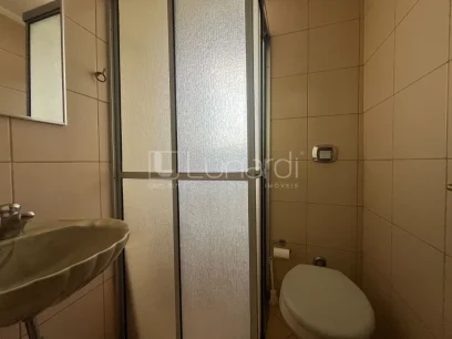 Foto Apartamento com 4 Dormitórios