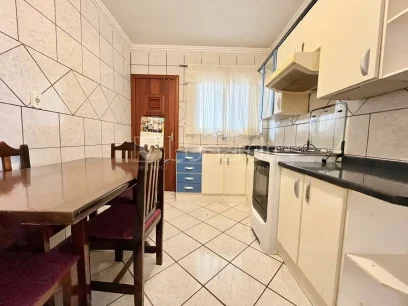 Foto Apartamento com 2 Dormitórios