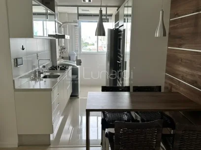 Foto Apartamento com 2 Dormitórios