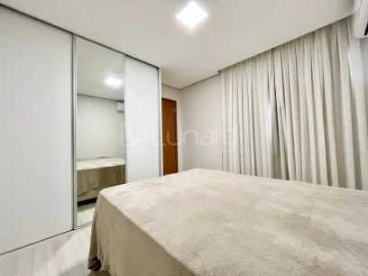 Foto Apartamento com 2 Dormitórios