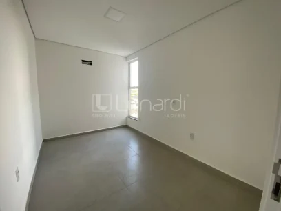 Foto Apartamento com 3 Dormitórios