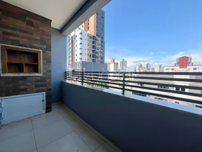 Apartamento com 3 Dormitórios