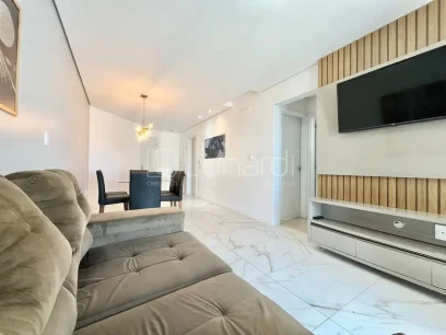 Apartamento com 2 Dormitórios