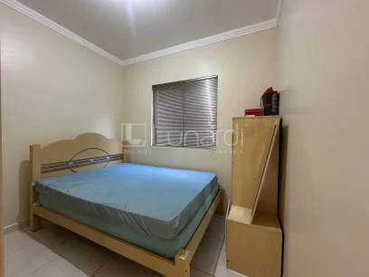 Foto Apartamento com 2 Dormitórios