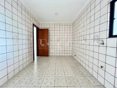 Foto Apartamento com 3 Dormitórios