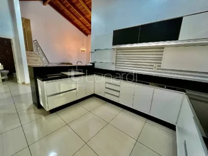 Foto Casa com 2 Dormitórios