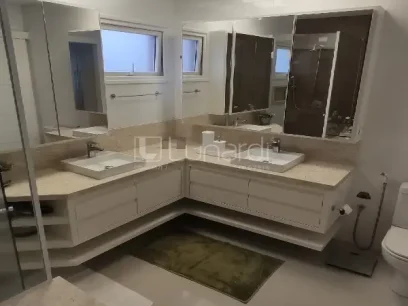 Foto Apartamento com 3 Suítes