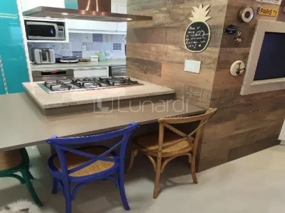 Foto Apartamento com 3 Suítes