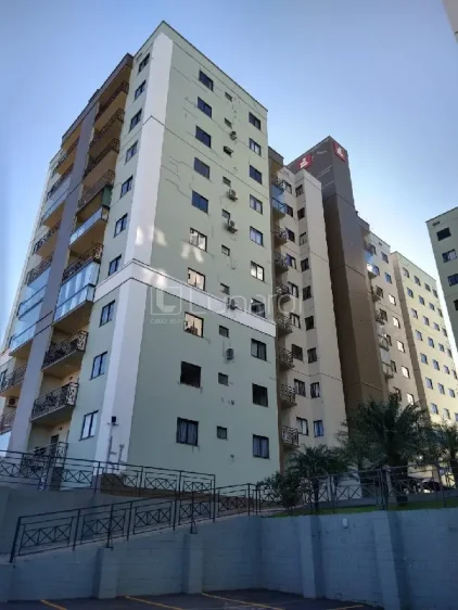 Apartamento com 3 Dormitórios