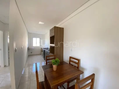 Foto Apartamento com 2 Dormitórios