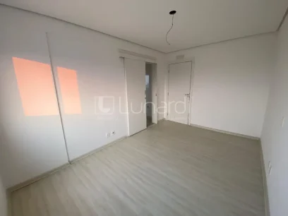 Foto Apartamento com 3 Suítes