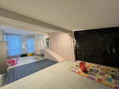 Foto Apartamento com 2 Suítes