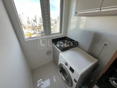 Foto Apartamento com 2 Dormitórios