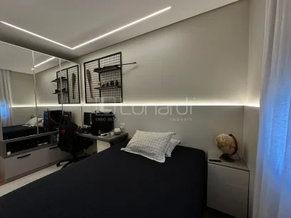 Foto Apartamento com 2 Dormitórios