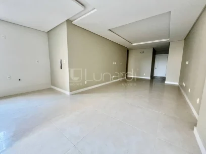 Apartamento com 3 Dormitórios