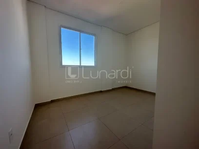 Foto Apartamento com 2 Dormitórios