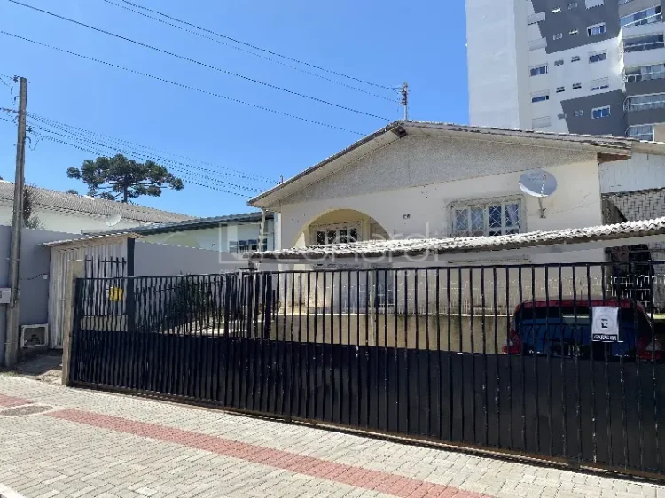 Casa com 3 Dormitórios