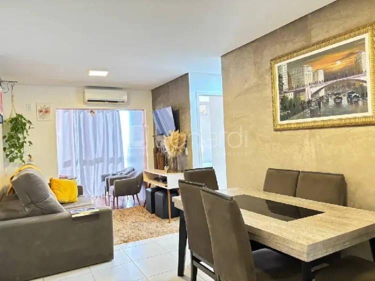 Apartamento com 2 Dormitórios