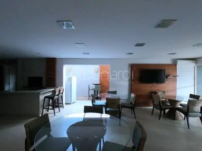 Apartamento com 3 Dormitórios