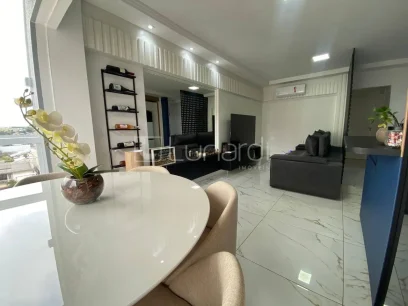 Foto Apartamento com 2 Suítes