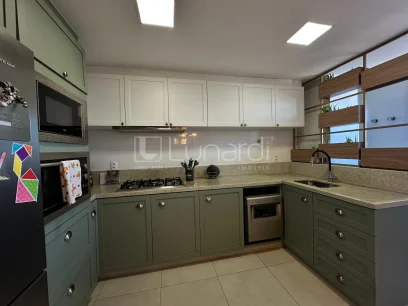 Foto Apartamento com 3 Dormitórios