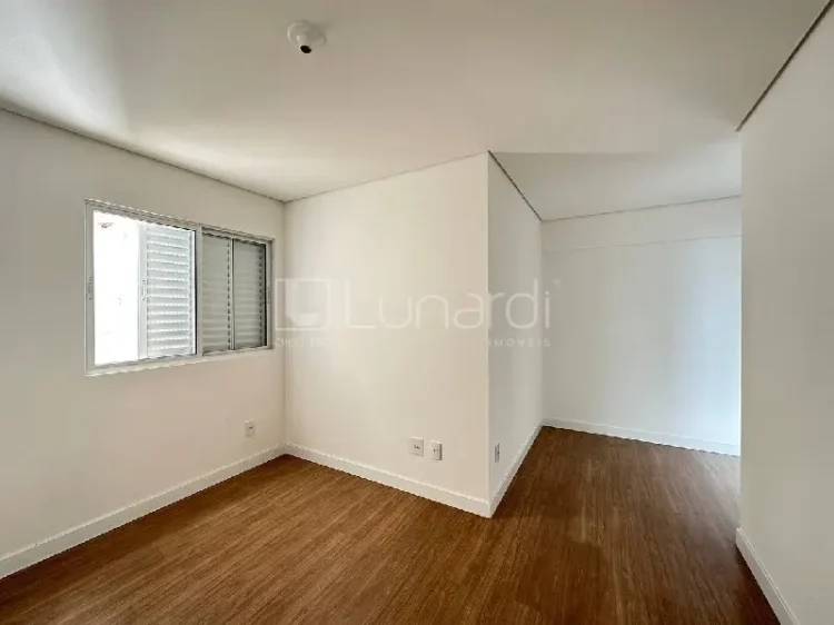 Apartamento com 3 Dormitórios