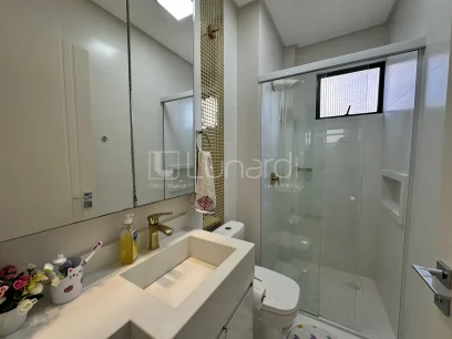 Foto Apartamento com 3 Suítes