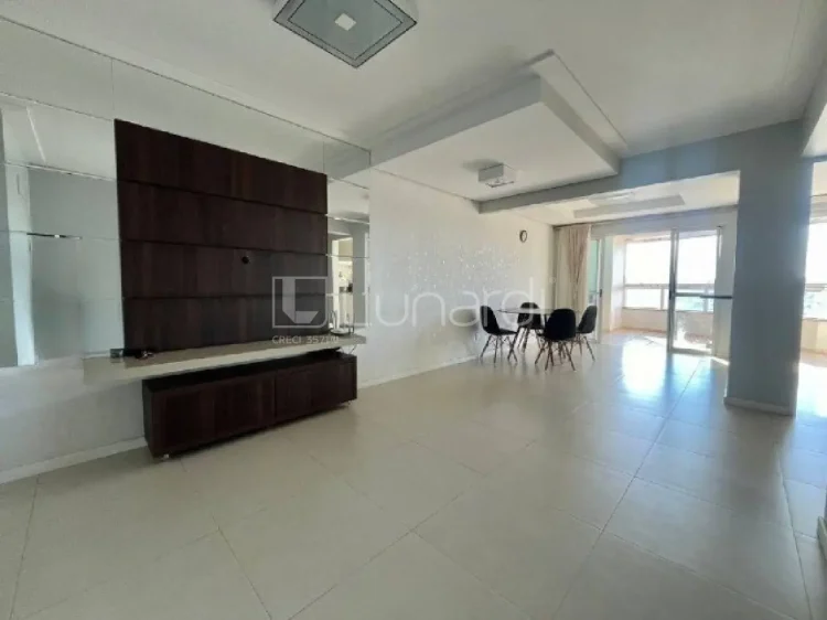 Apartamento com 3 Dormitórios