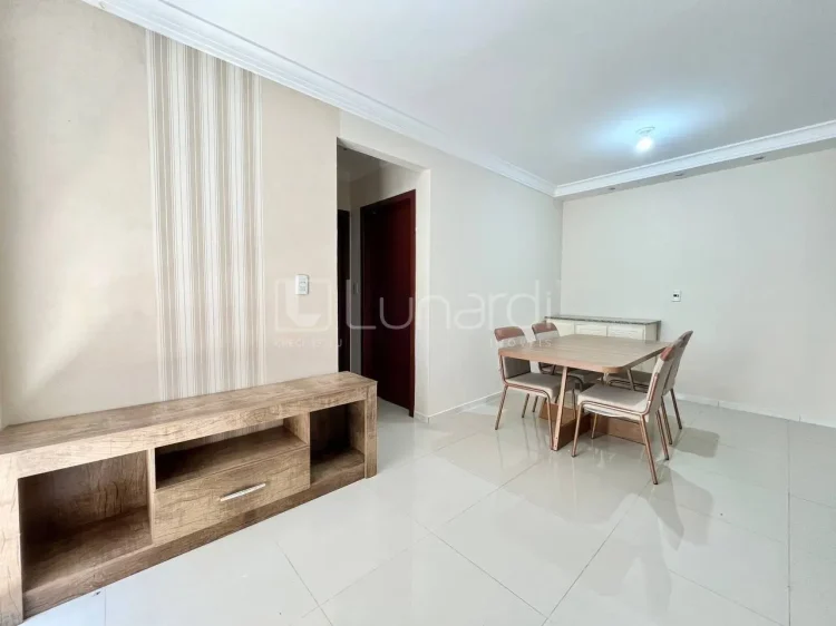 Apartamento com 2 Dormitórios