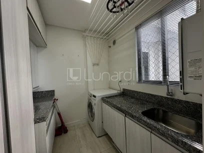 Foto Apartamento com 3 Suítes