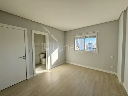 Foto Apartamento com 2 Suítes