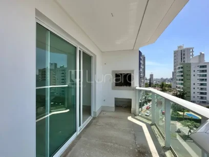 Apartamento com 3 Dormitórios