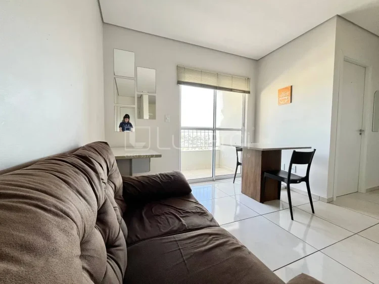 Apartamento com 2 Dormitórios