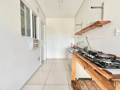 Foto Apartamento com 2 Dormitórios