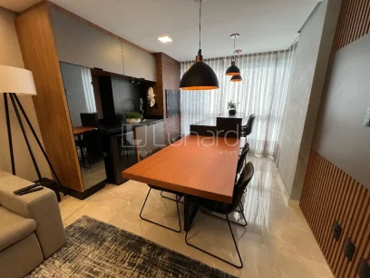 Foto Apartamento com 3 Dormitórios