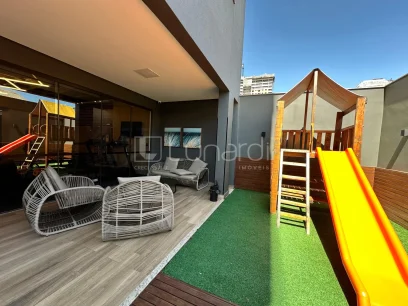 Foto Apartamento com 3 Dormitórios