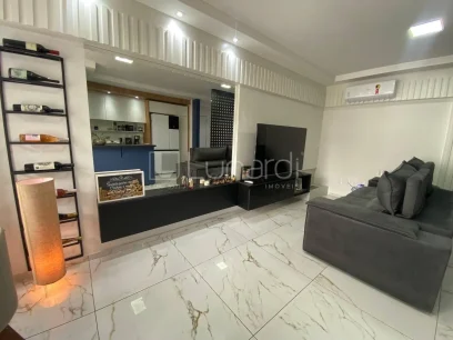 Foto Apartamento com 2 Suítes