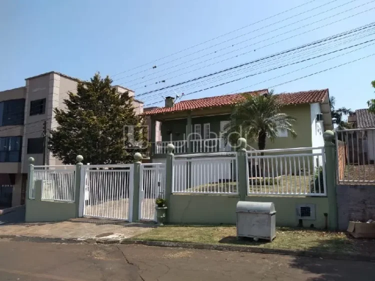 Casa com 3 Dormitórios