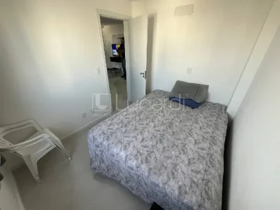 Foto Apartamento com 2 Dormitórios