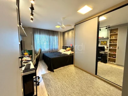 Foto Apartamento com 3 Suítes