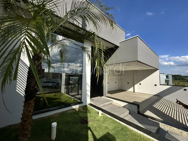 Casa com 3 Dormitórios