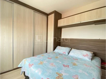 Foto Apartamento com 2 Dormitórios