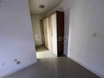 Foto Apartamento com 3 Dormitórios