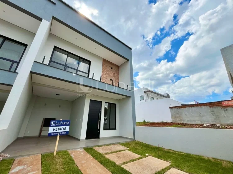 Casa com 3 Dormitórios