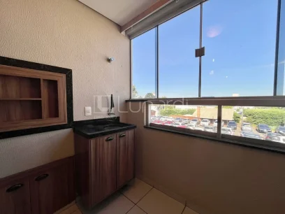 Foto Apartamento com 2 Dormitórios